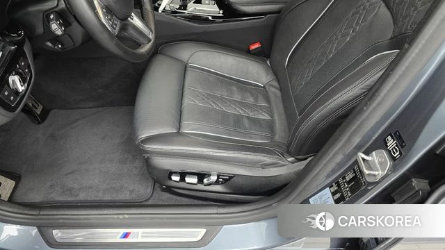 BMW 5 Series (G30) id 5048339 из Кореи 9