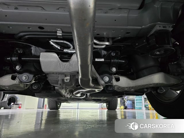 Land Rover Defender (L663) id 5045462 из Кореи 9