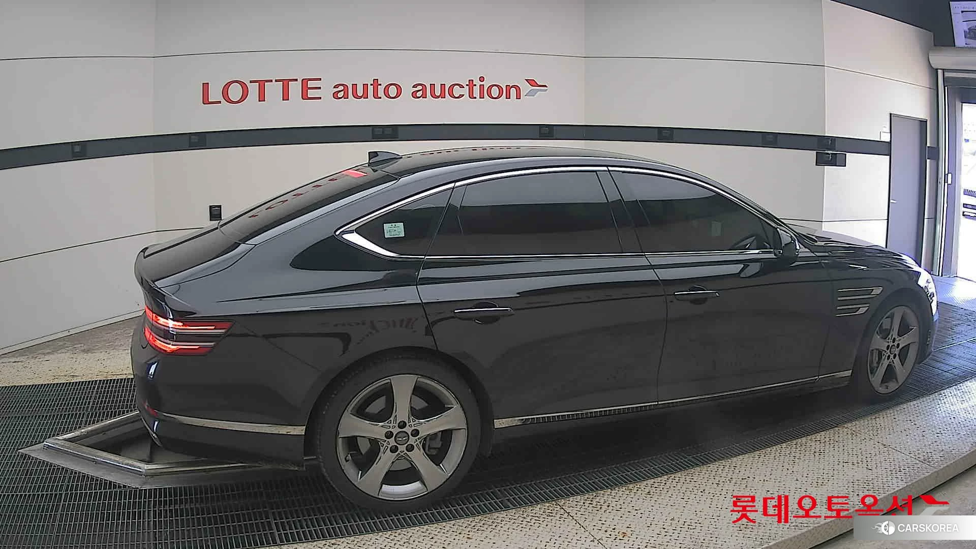 Hyundai G80 id 4989998 из Кореи 9