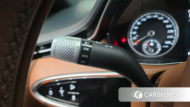 Genesis GV70 id 4921671 из Кореи 9