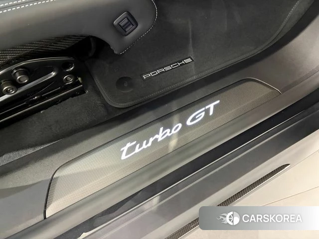 Porsche Taycan id 4612220 из Кореи 9