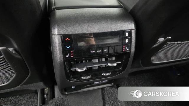 Jeep Grand Cherokee (WL) id 5046664 из Кореи 9