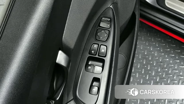 Hyundai Veloster (JS) id 3690646 из Кореи 9