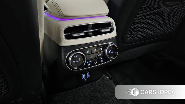 Genesis GV70 id 5021520 из Кореи 9
