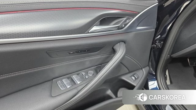 BMW 5 Series (G30) id 5002344 из Кореи 9