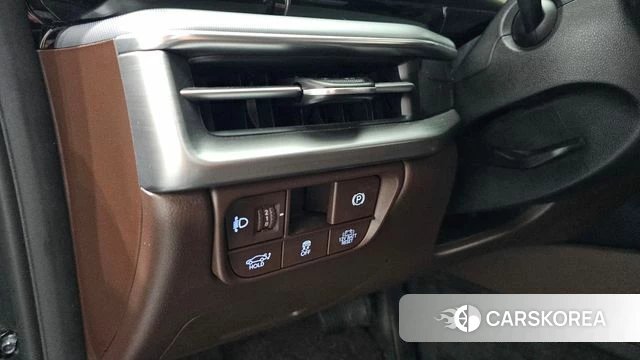 Hyundai Grandeur Hybrid (GN7) id 4975374 из Кореи 9