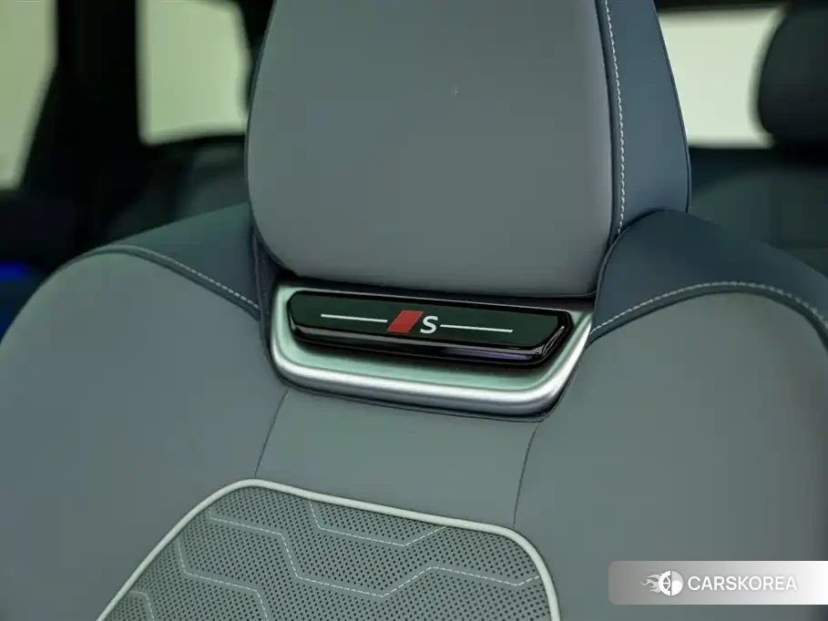 Audi Q6L id 4583853 из Китая 9