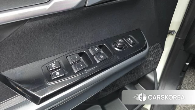 Ssangyong Torres id 4951136 из Кореи 9
