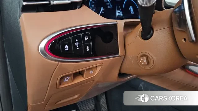 Genesis GV70 id 3572788 из Кореи 9