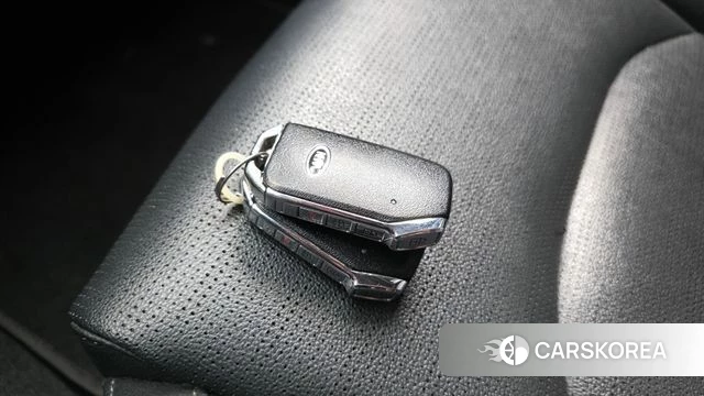 Kia Come New K3 id 4988504 из Кореи 9