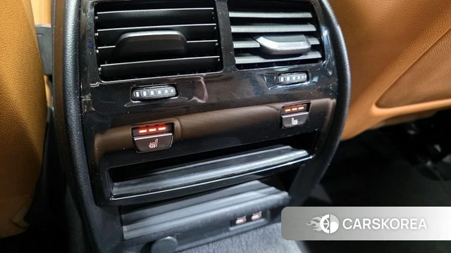 BMW 5 Series (G30) id 3833021 из Кореи 9