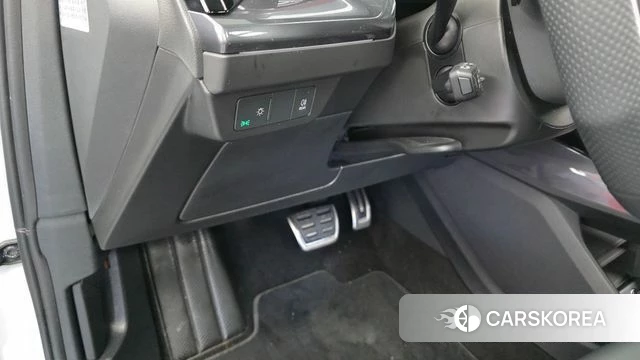 Audi Q4 e-Tron (F4) id 4767486 из Кореи 9