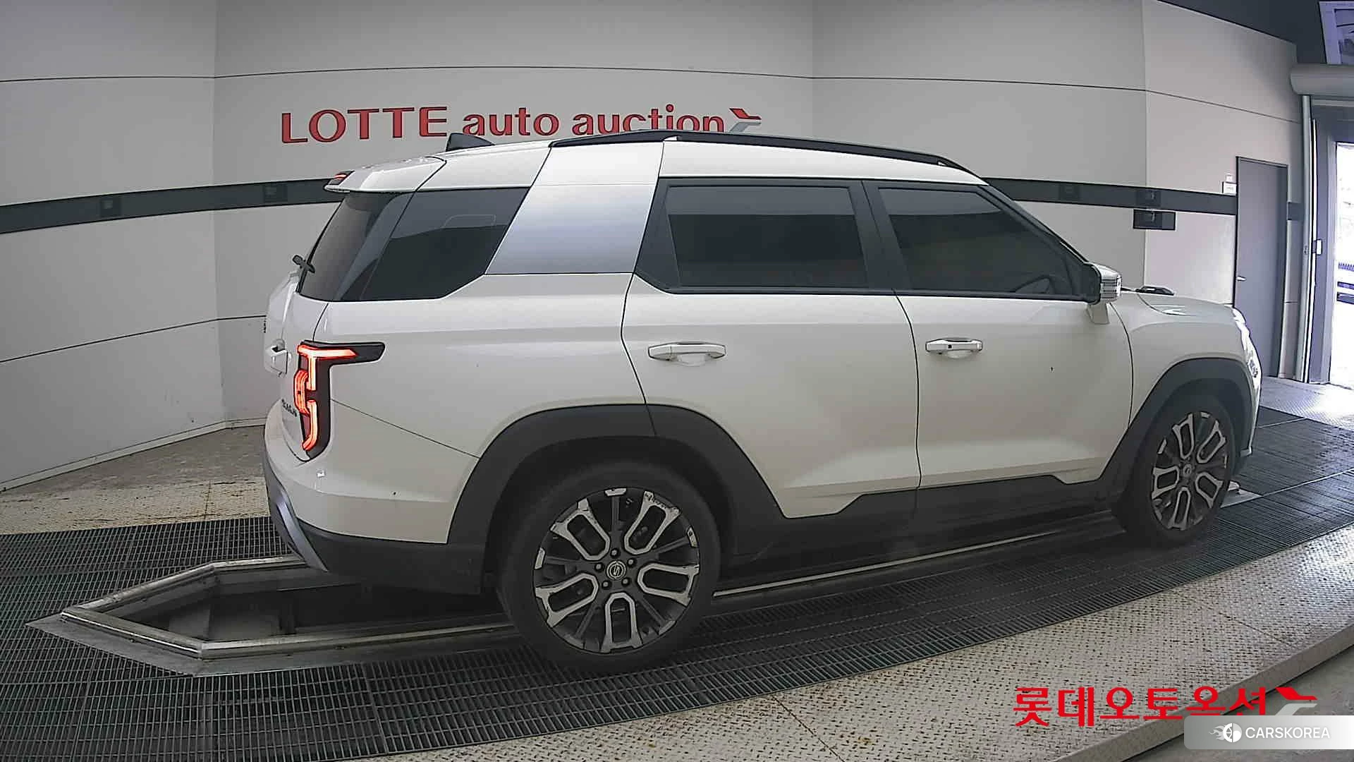 SsangYong Torres id 4984738 из Кореи 9