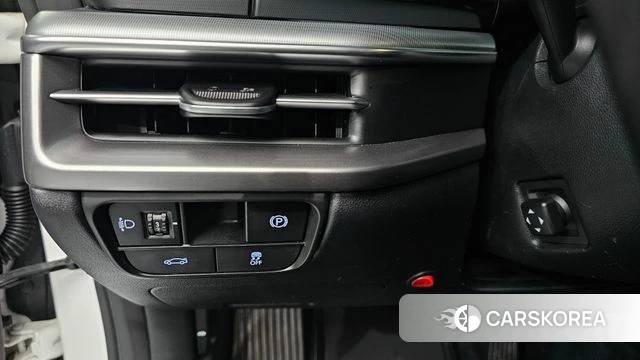 Hyundai Grandeur (GN7) id 5021407 из Кореи 9