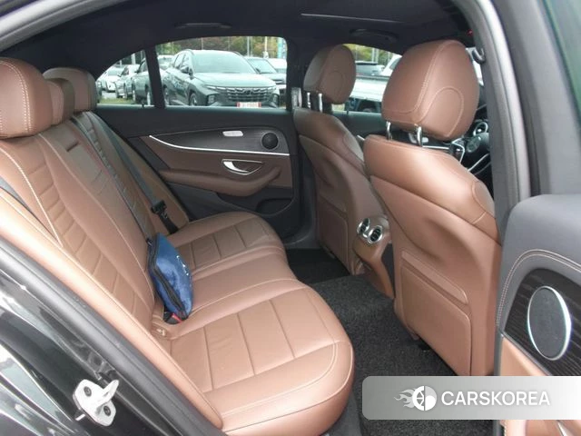 Mercedes-Benz E-Class W213 id 5016608 из Кореи 9