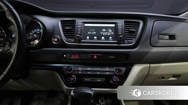 Kia The New Carnival id 5035290 из Кореи 9