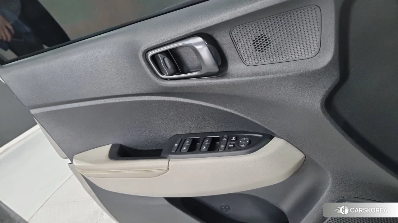 Hyundai Venue id 4759892 из Кореи 9