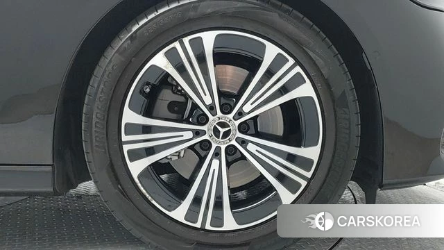 Mercedes-Benz E-Class W214 id 4985094 из Кореи 9