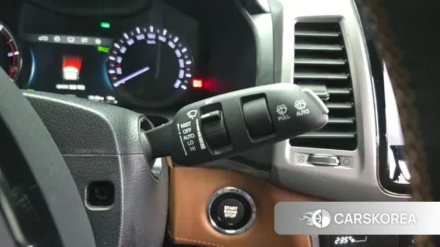 Ssangyong Rexton Sports id 3766661 из Кореи 9