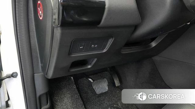 Land Rover Discovery 5 id 4937239 из Кореи 9