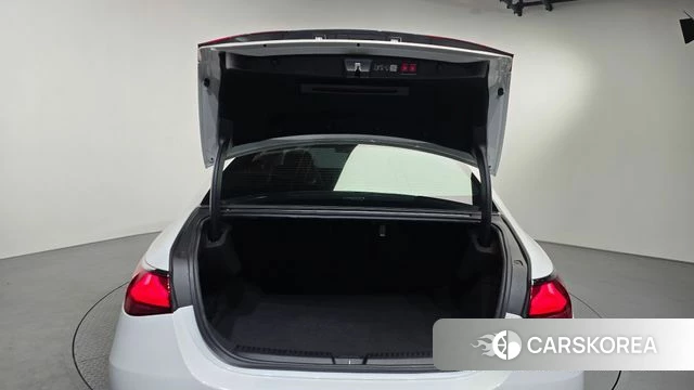 Mercedes-Benz E-Class W214 id 4985483 из Кореи 9