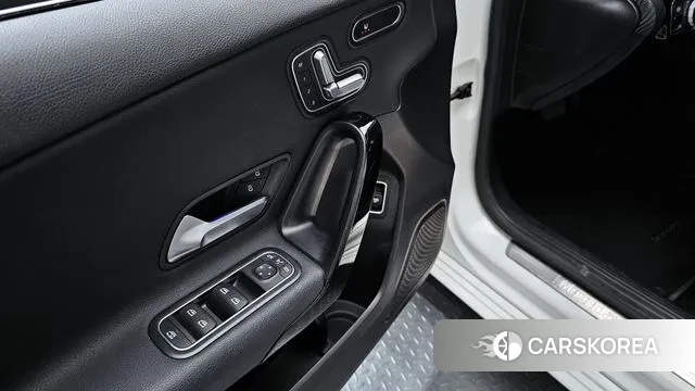 Mercedes-Benz A-Class W177 id 3567984 из Кореи 9