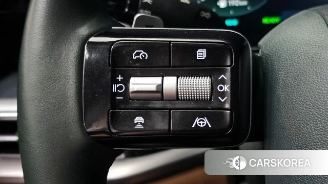 Hyundai Grandeur Hybrid (GN7) id 4980981 из Кореи 9
