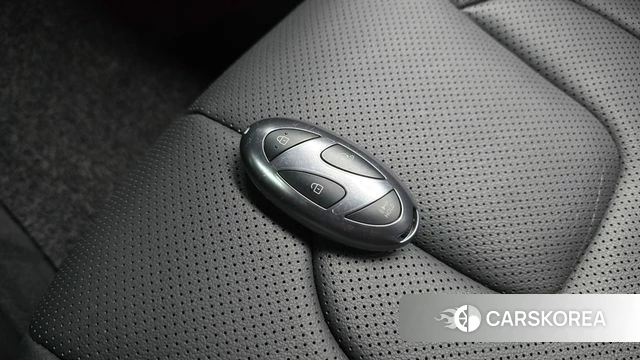 Hyundai The New Avante (CN7) id 4957147 из Кореи 9