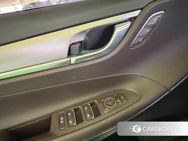 Hyundai The New Grandeur IG id 4918258 из Кореи 9