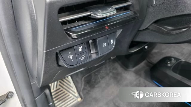 Kia EV6 id 5002033 из Кореи 9