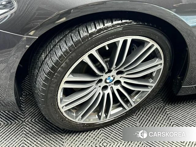 BMW 5 Series (G30) id 4967195 из Кореи 9