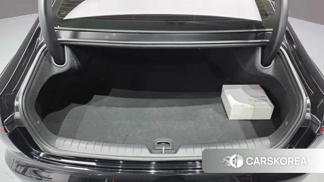 Hyundai Grandeur (GN7) id 4834776 из Кореи 9