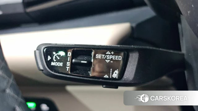 Porsche Makan EV id 4879580 из Кореи 9