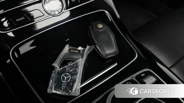 Mercedes-Benz E-Class W213 id 4952632 из Кореи 9