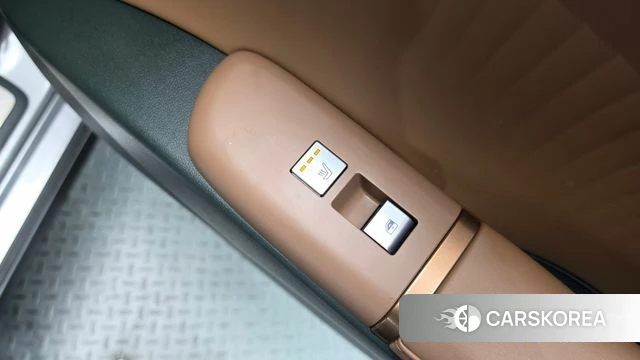 Hyundai Grandeur Hybrid (GN7) id 4980826 из Кореи 9