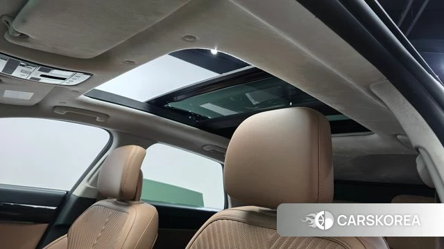 Hyundai Grandeur Hybrid (GN7) id 5011879 из Кореи 9