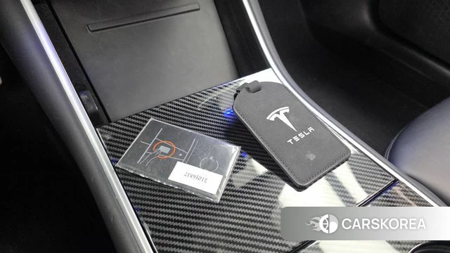 Tesla Model 3 id 4900189 из Кореи 9