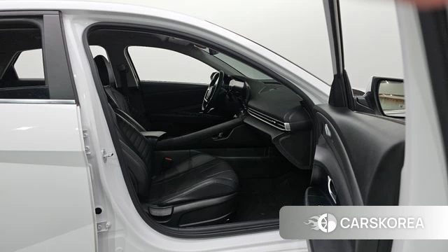 Hyundai Avante (CN7) id 4982550 из Кореи 9