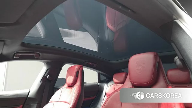 Porsche Taycan id 4923256 из Кореи 9