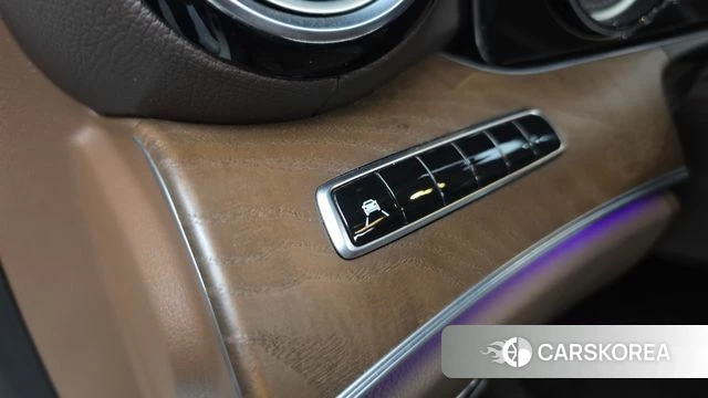 Mercedes-Benz E-Class W213 id 4943862 из Кореи 9