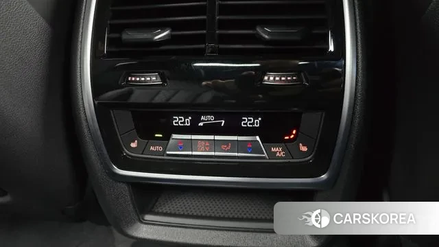 BMW X7 (G07) id 3757909 из Кореи 9