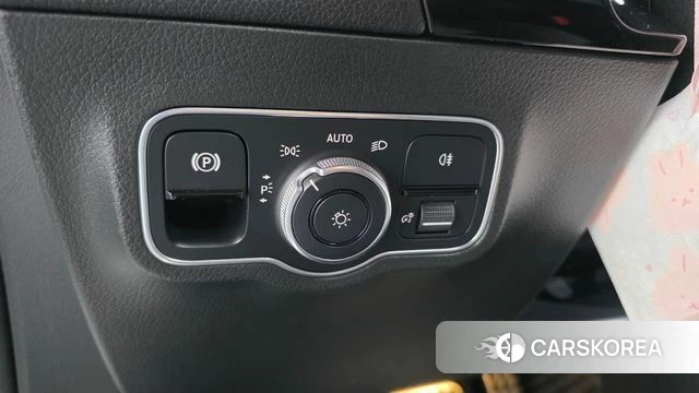 Mercedes-Benz GLA - Class H247 id 5034740 из Кореи 9