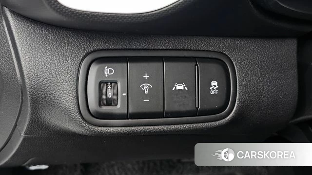 Hyundai Venue id 5041675 из Кореи 9