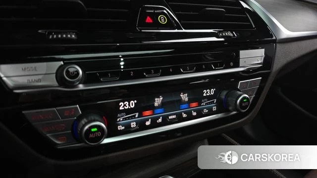 BMW 5 Series (G30) id 5003581 из Кореи 9