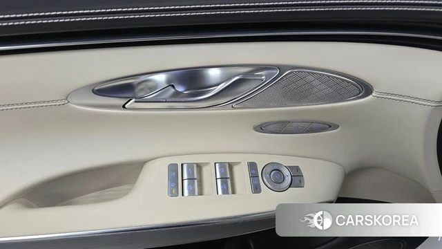 Genesis GV70 id 4935908 из Кореи 9