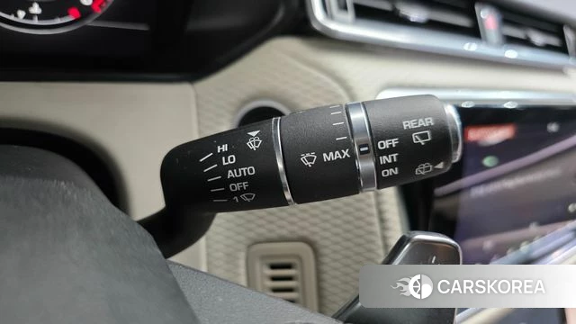 Land Rover Range Rover Velar id 5013693 из Кореи 9