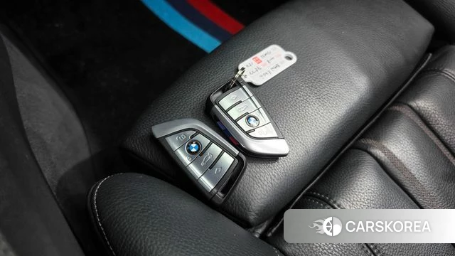 BMW 5 Series (G30) id 4998953 из Кореи 9