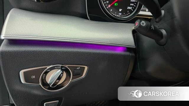 Mercedes-Benz E-Class W213 id 4930696 из Кореи 9