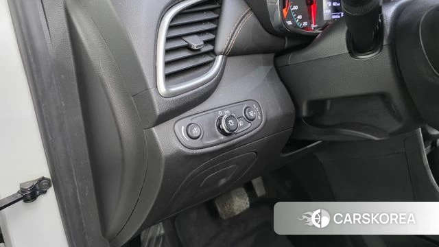 Chevrolet (GM Daewoo) The New Trax id 4993237 из Кореи 9