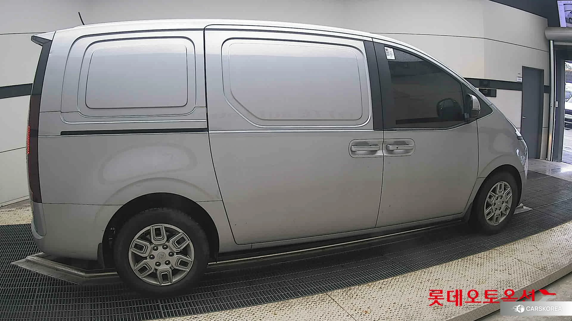 Hyundai Staria id 4984699 из Кореи 9